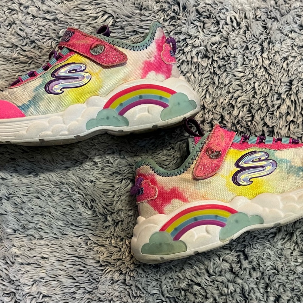Light up Sketchers girls size 12